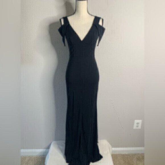 ABS Black Vintage Fitted Evening Formal Maxi Dress - Picture 16 of 16